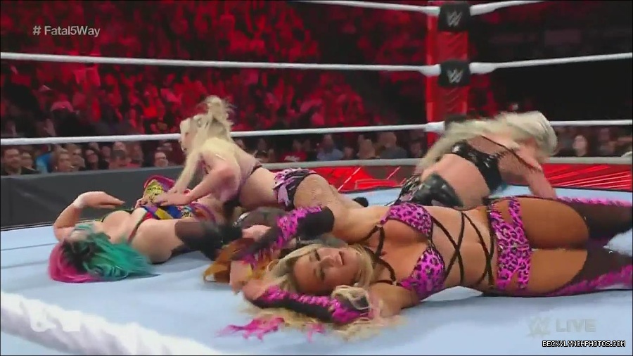 WWE_Monday_Night_Raw_2022_06_20_720p_HDTV_x264-NWCHD_mp4_001149515.jpg
