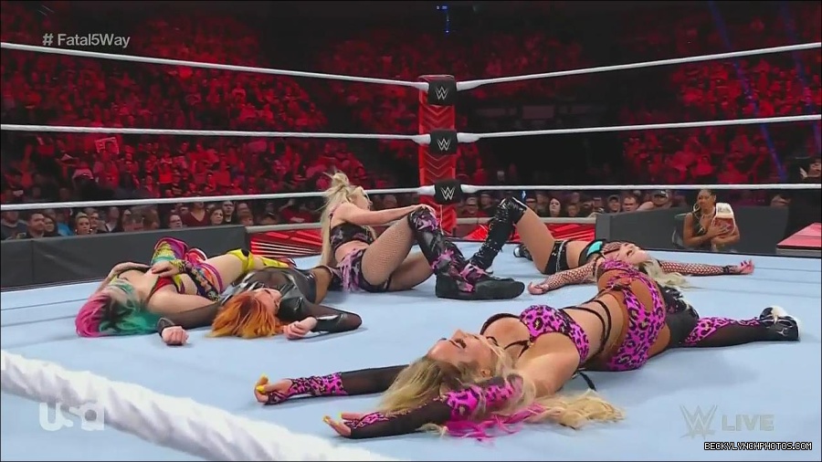 WWE_Monday_Night_Raw_2022_06_20_720p_HDTV_x264-NWCHD_mp4_001151116.jpg