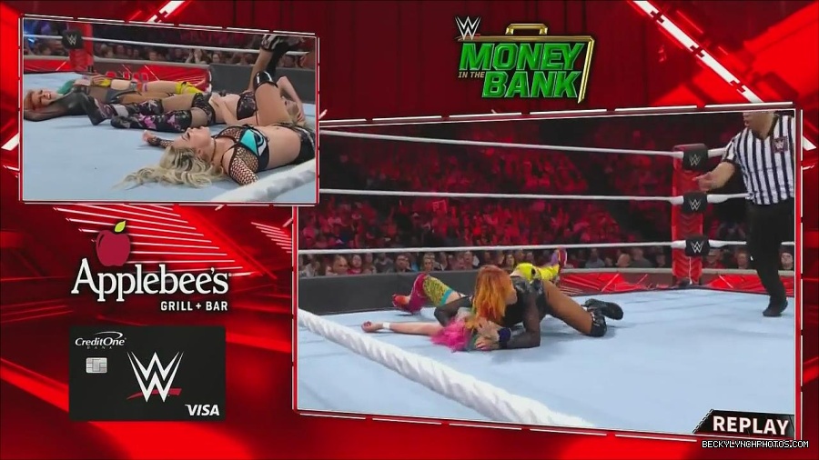 WWE_Monday_Night_Raw_2022_06_20_720p_HDTV_x264-NWCHD_mp4_001160726.jpg