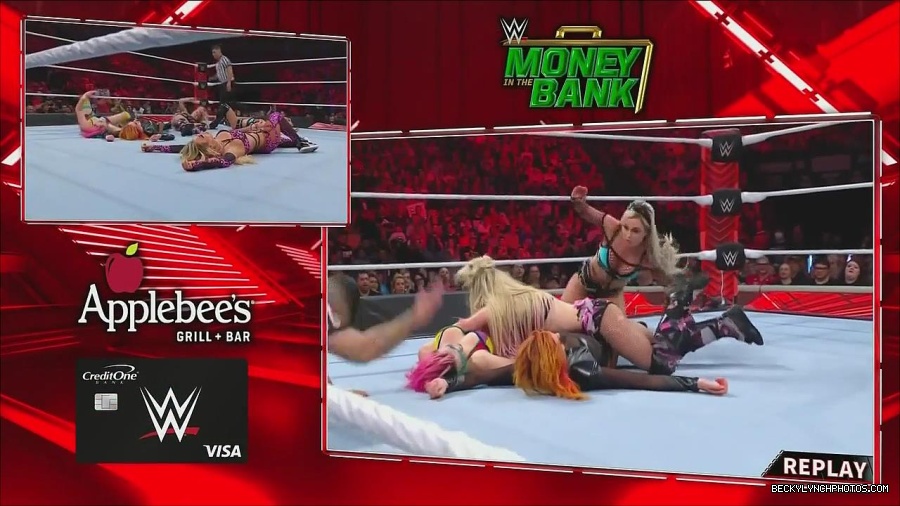 WWE_Monday_Night_Raw_2022_06_20_720p_HDTV_x264-NWCHD_mp4_001165931.jpg