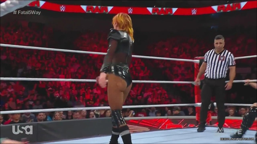 WWE_Monday_Night_Raw_2022_06_20_720p_HDTV_x264-NWCHD_mp4_001194360.jpg