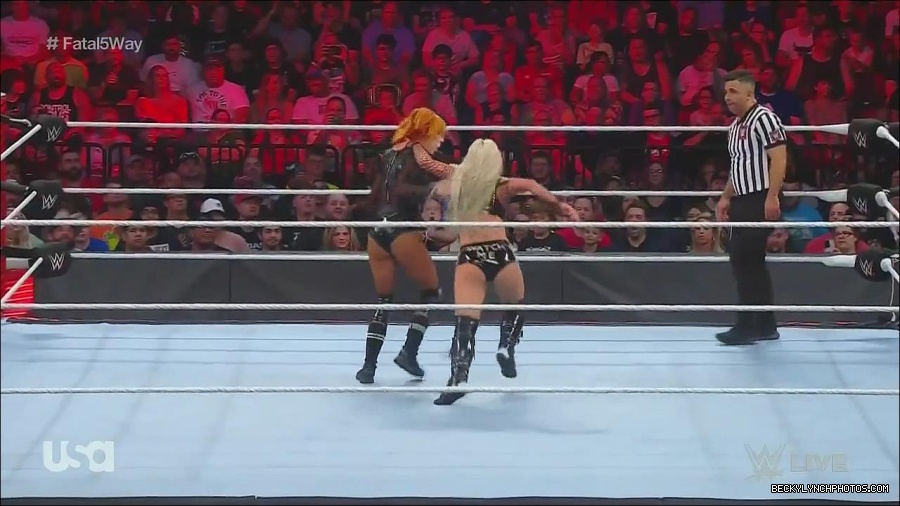 WWE_Monday_Night_Raw_2022_06_20_720p_HDTV_x264-NWCHD_mp4_001195561.jpg