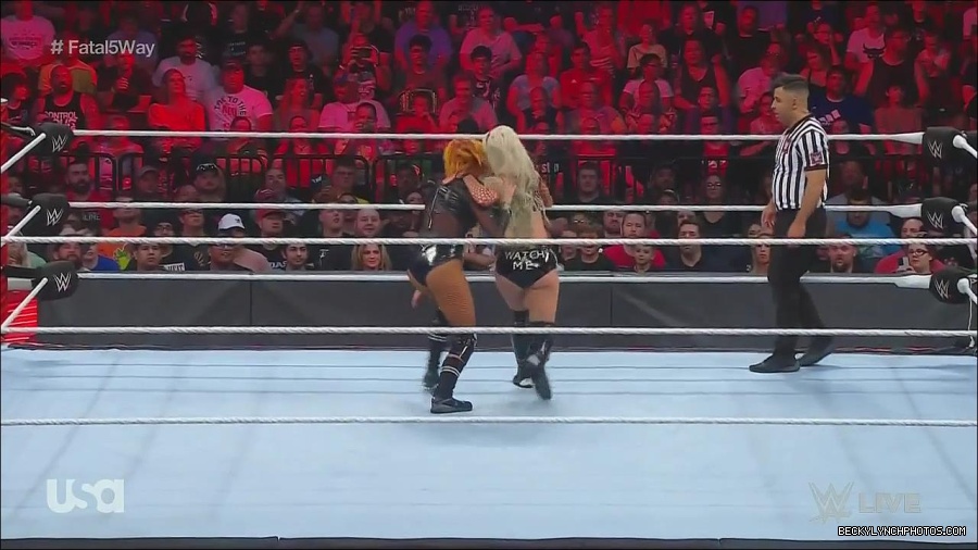 WWE_Monday_Night_Raw_2022_06_20_720p_HDTV_x264-NWCHD_mp4_001195961.jpg