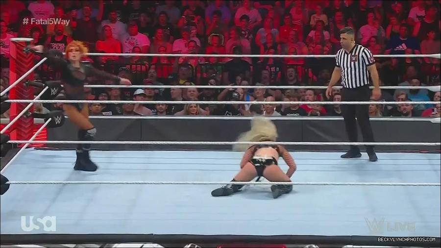 WWE_Monday_Night_Raw_2022_06_20_720p_HDTV_x264-NWCHD_mp4_001199164.jpg