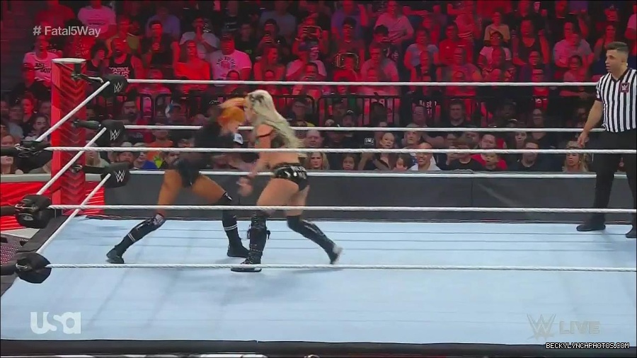 WWE_Monday_Night_Raw_2022_06_20_720p_HDTV_x264-NWCHD_mp4_001205170.jpg