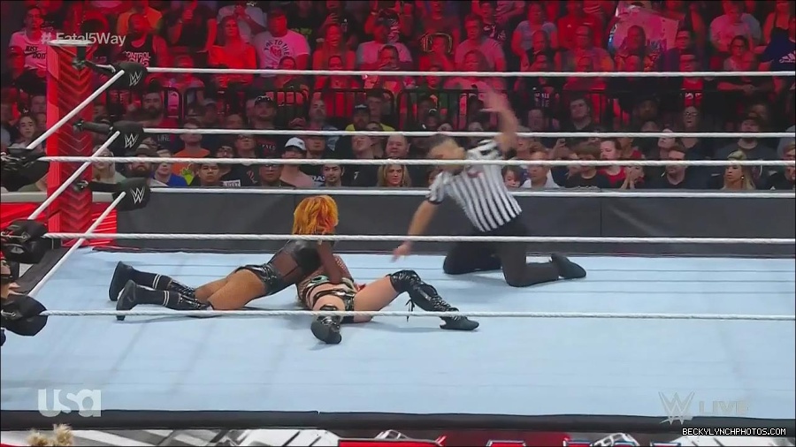 WWE_Monday_Night_Raw_2022_06_20_720p_HDTV_x264-NWCHD_mp4_001209174.jpg