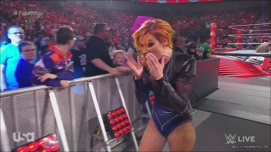 WWE_Monday_Night_Raw_2022_06_20_720p_HDTV_x264-NWCHD_mp4_001278844.jpg