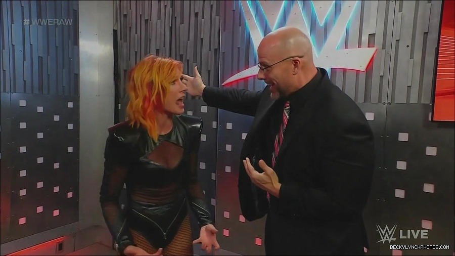 WWE_Monday_Night_Raw_2022_06_20_720p_HDTV_x264-NWCHD_mp4_001348514.jpg