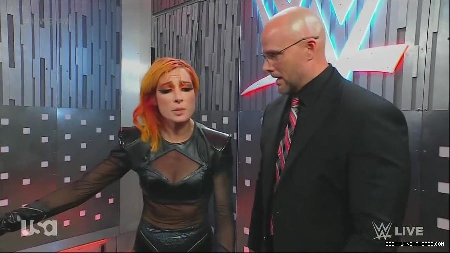 WWE_Monday_Night_Raw_2022_06_20_720p_HDTV_x264-NWCHD_mp4_001353252.jpg