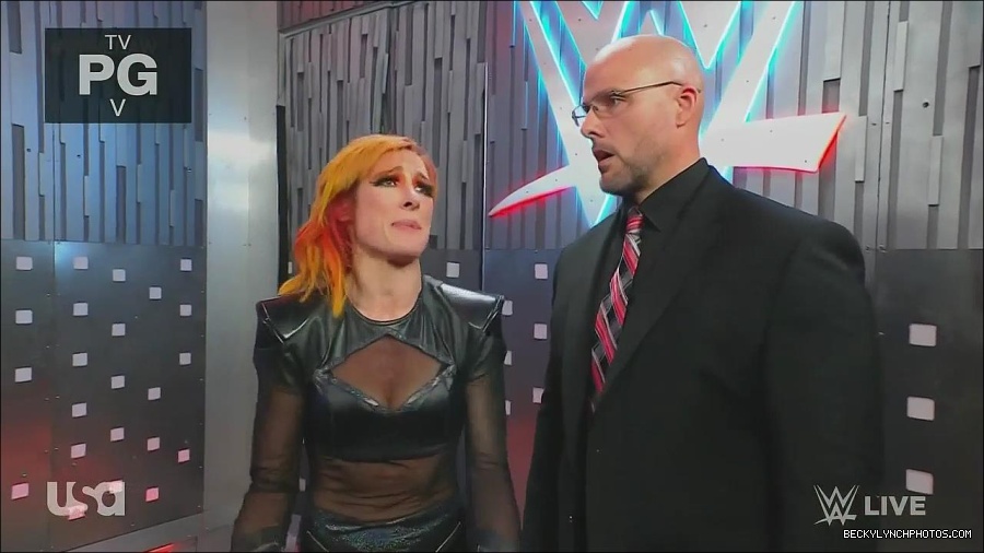 WWE_Monday_Night_Raw_2022_06_20_720p_HDTV_x264-NWCHD_mp4_001356856.jpg