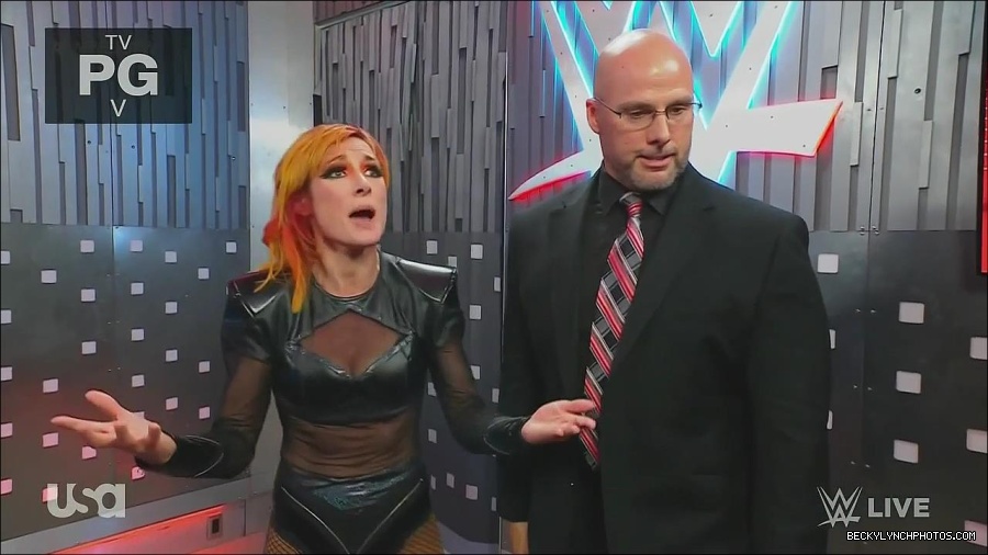 WWE_Monday_Night_Raw_2022_06_20_720p_HDTV_x264-NWCHD_mp4_001358858.jpg