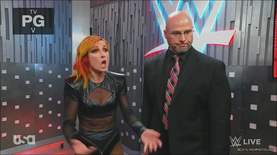 WWE_Monday_Night_Raw_2022_06_20_720p_HDTV_x264-NWCHD_mp4_001359258.jpg