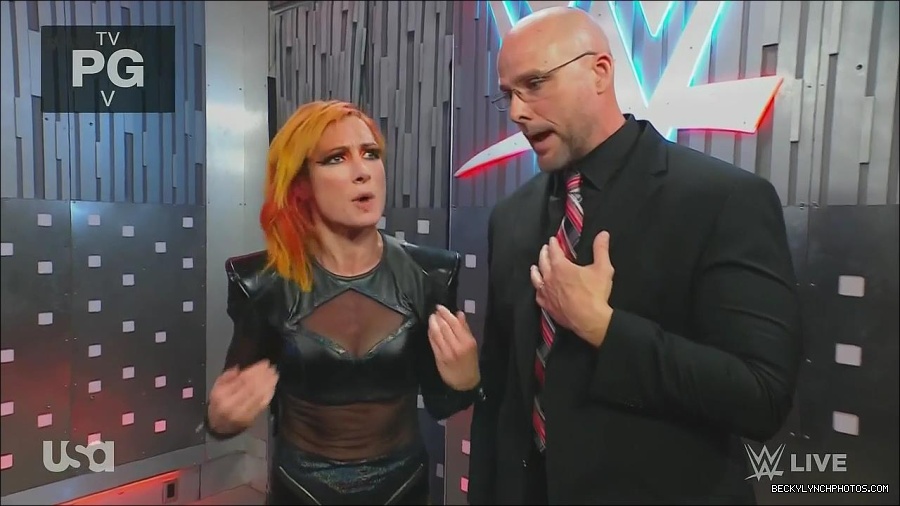 WWE_Monday_Night_Raw_2022_06_20_720p_HDTV_x264-NWCHD_mp4_001365665.jpg