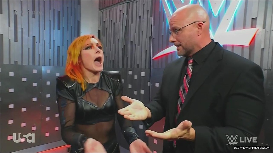 WWE_Monday_Night_Raw_2022_06_20_720p_HDTV_x264-NWCHD_mp4_001371671.jpg