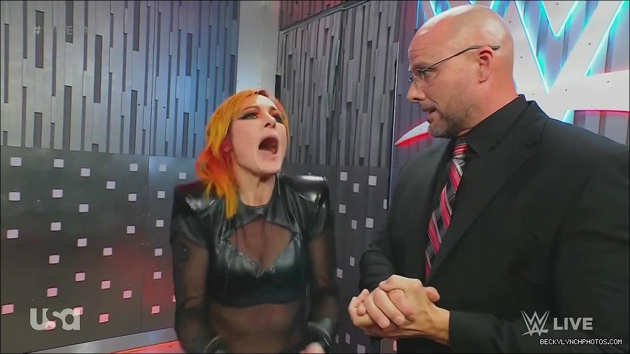 WWE_Monday_Night_Raw_2022_06_20_720p_HDTV_x264-NWCHD_mp4_001372472.jpg