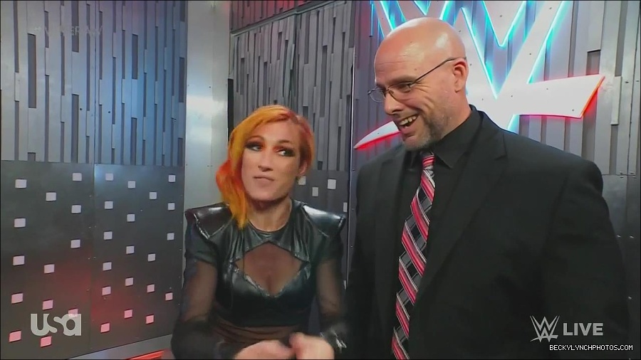 WWE_Monday_Night_Raw_2022_06_20_720p_HDTV_x264-NWCHD_mp4_001382482.jpg