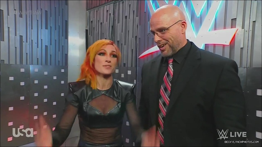 WWE_Monday_Night_Raw_2022_06_20_720p_HDTV_x264-NWCHD_mp4_001382882.jpg