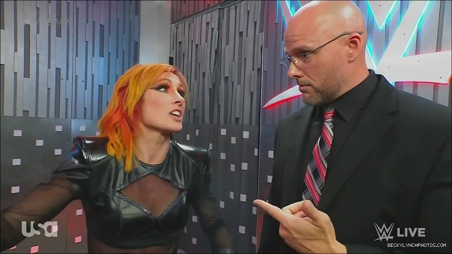 WWE_Monday_Night_Raw_2022_06_20_720p_HDTV_x264-NWCHD_mp4_001384083.jpg