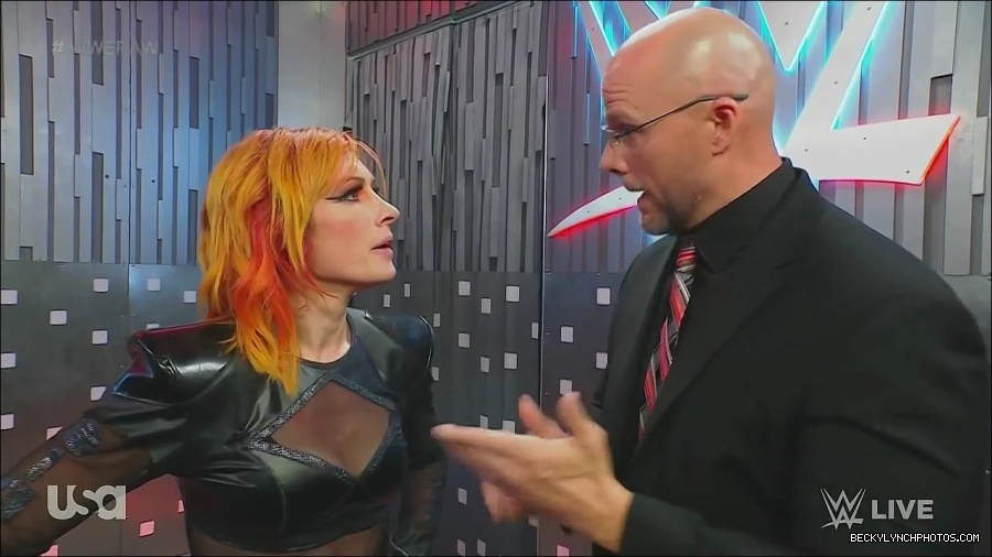 WWE_Monday_Night_Raw_2022_06_20_720p_HDTV_x264-NWCHD_mp4_001386486.jpg