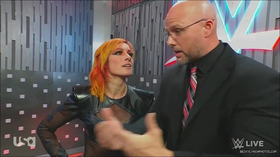 WWE_Monday_Night_Raw_2022_06_20_720p_HDTV_x264-NWCHD_mp4_001388087.jpg