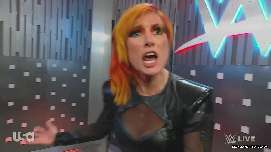 WWE_Monday_Night_Raw_2022_06_20_720p_HDTV_x264-NWCHD_mp4_001398898.jpg