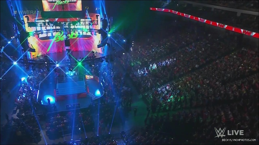 WWE_Monday_Night_Raw_2022_06_20_720p_HDTV_x264-NWCHD_mp4_006766966.jpg