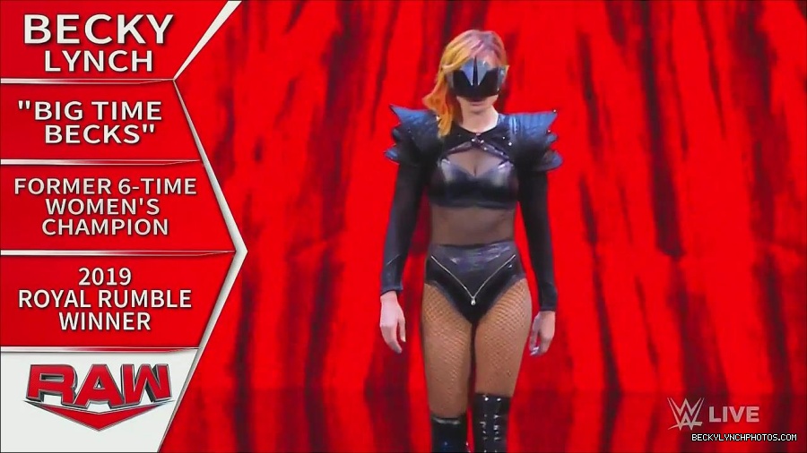 WWE_Monday_Night_Raw_2022_06_20_720p_HDTV_x264-NWCHD_mp4_006773339.jpg