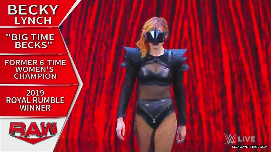 WWE_Monday_Night_Raw_2022_06_20_720p_HDTV_x264-NWCHD_mp4_006774540.jpg