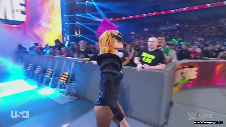 WWE_Monday_Night_Raw_2022_06_20_720p_HDTV_x264-NWCHD_mp4_006796162.jpg