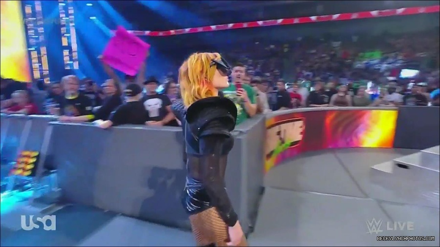 WWE_Monday_Night_Raw_2022_06_20_720p_HDTV_x264-NWCHD_mp4_006796562.jpg