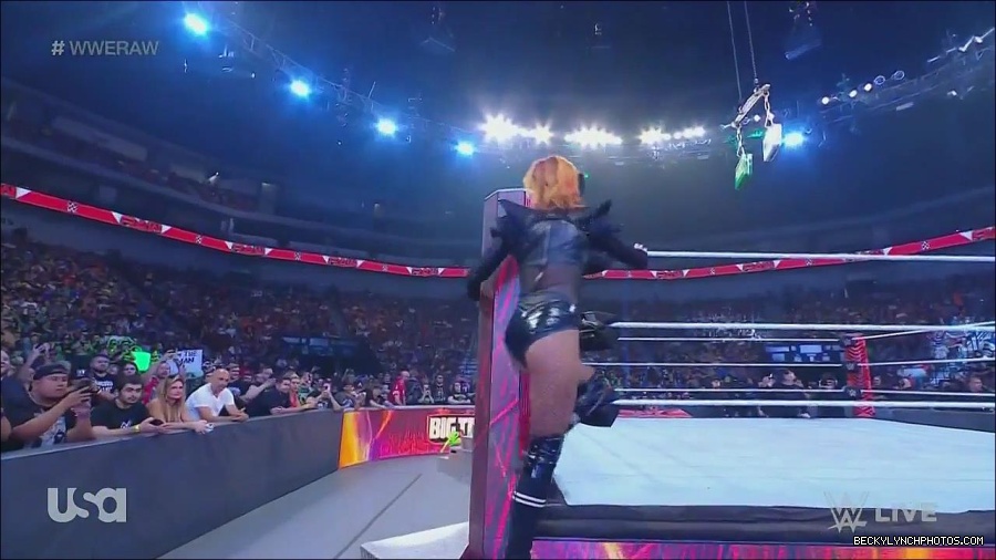 WWE_Monday_Night_Raw_2022_06_20_720p_HDTV_x264-NWCHD_mp4_006800967.jpg