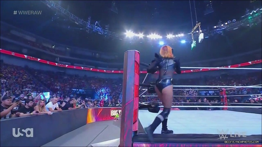WWE_Monday_Night_Raw_2022_06_20_720p_HDTV_x264-NWCHD_mp4_006801367.jpg