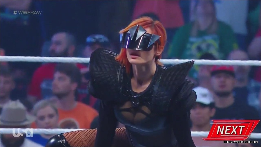WWE_Monday_Night_Raw_2022_06_20_720p_HDTV_x264-NWCHD_mp4_006811377.jpg