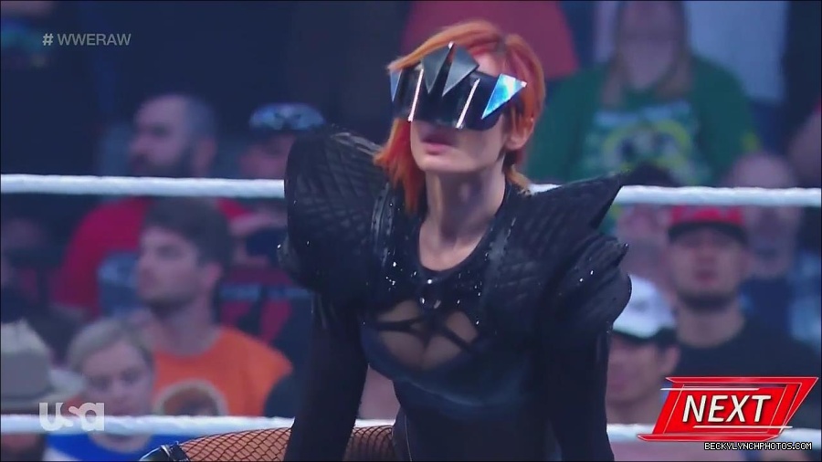 WWE_Monday_Night_Raw_2022_06_20_720p_HDTV_x264-NWCHD_mp4_006811777.jpg