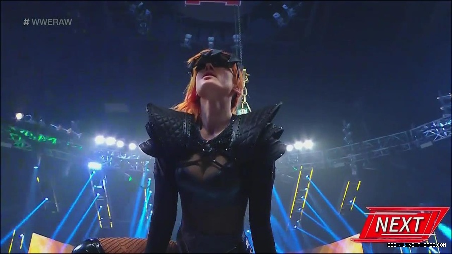 WWE_Monday_Night_Raw_2022_06_20_720p_HDTV_x264-NWCHD_mp4_006818584.jpg