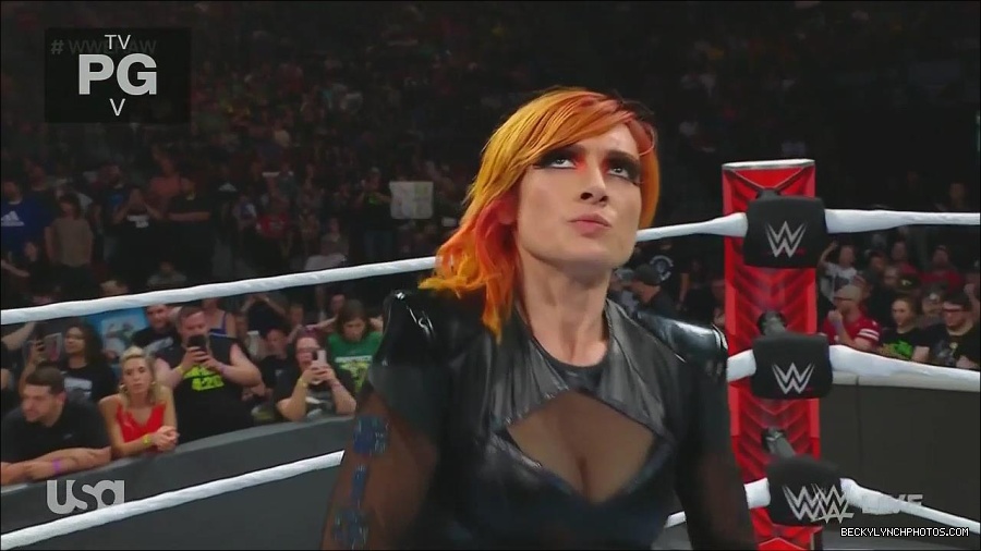 WWE_Monday_Night_Raw_2022_06_20_720p_HDTV_x264-NWCHD_mp4_006859359.jpg