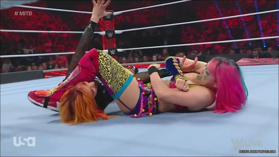 WWE_Monday_Night_Raw_2022_06_20_720p_HDTV_x264-NWCHD_mp4_006932632.jpg