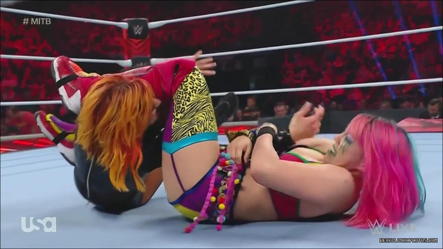 WWE_Monday_Night_Raw_2022_06_20_720p_HDTV_x264-NWCHD_mp4_006933833.jpg