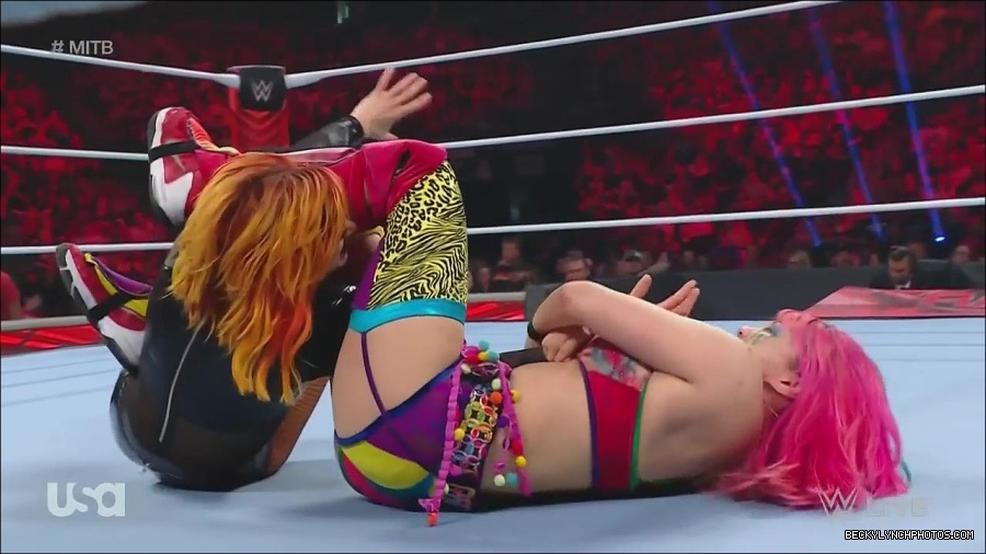 WWE_Monday_Night_Raw_2022_06_20_720p_HDTV_x264-NWCHD_mp4_006934233.jpg