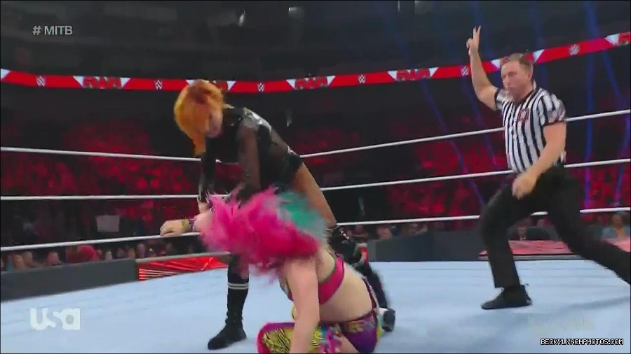 WWE_Monday_Night_Raw_2022_06_20_720p_HDTV_x264-NWCHD_mp4_006939038.jpg