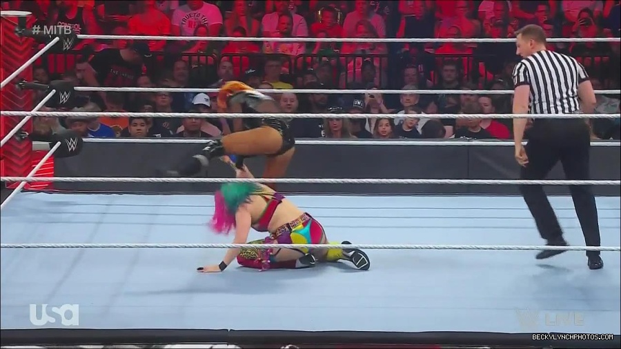WWE_Monday_Night_Raw_2022_06_20_720p_HDTV_x264-NWCHD_mp4_006939839.jpg