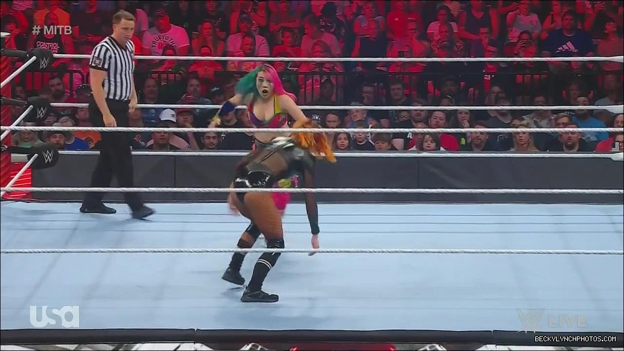 WWE_Monday_Night_Raw_2022_06_20_720p_HDTV_x264-NWCHD_mp4_006950650.jpg