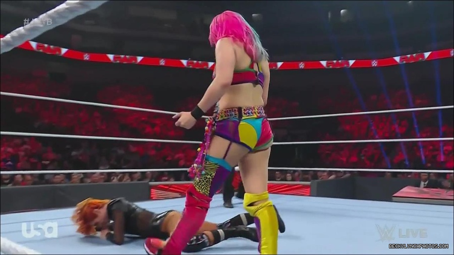 WWE_Monday_Night_Raw_2022_06_20_720p_HDTV_x264-NWCHD_mp4_006966666.jpg