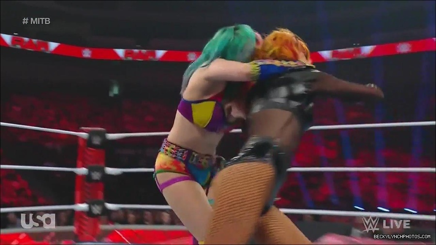 WWE_Monday_Night_Raw_2022_06_20_720p_HDTV_x264-NWCHD_mp4_006973473.jpg