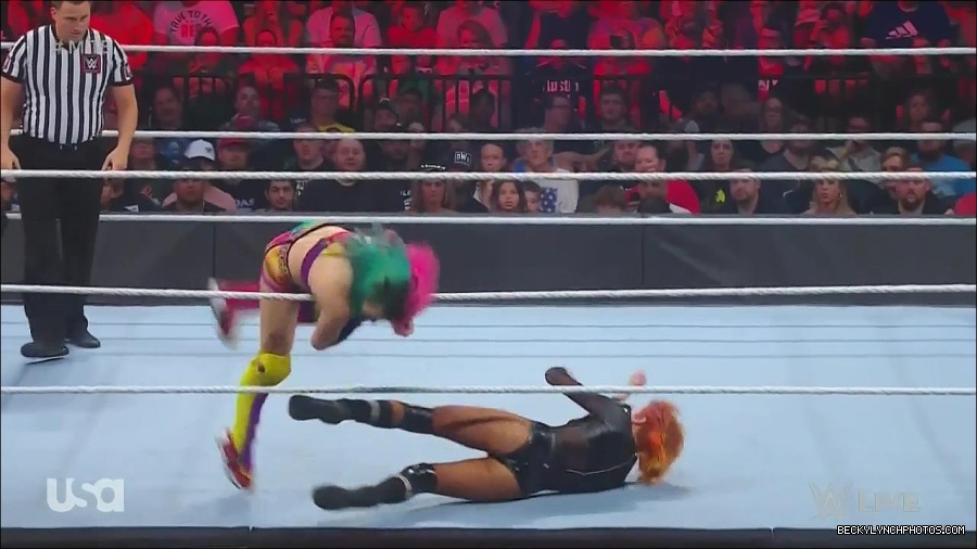 WWE_Monday_Night_Raw_2022_06_20_720p_HDTV_x264-NWCHD_mp4_006974273.jpg