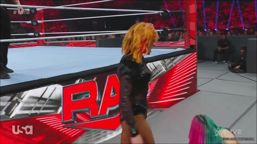 WWE_Monday_Night_Raw_2022_06_20_720p_HDTV_x264-NWCHD_mp4_006986285.jpg