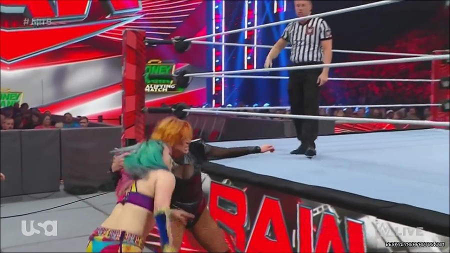 WWE_Monday_Night_Raw_2022_06_20_720p_HDTV_x264-NWCHD_mp4_006990690.jpg