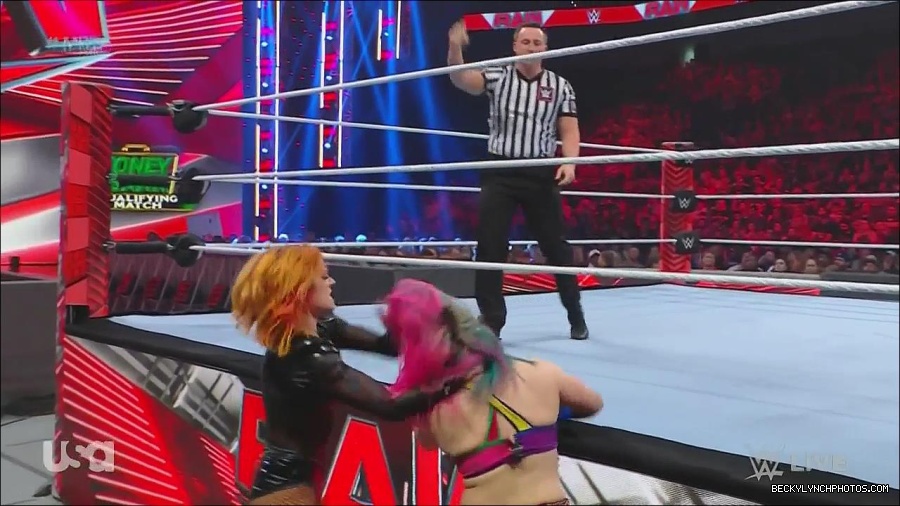 WWE_Monday_Night_Raw_2022_06_20_720p_HDTV_x264-NWCHD_mp4_006994293.jpg