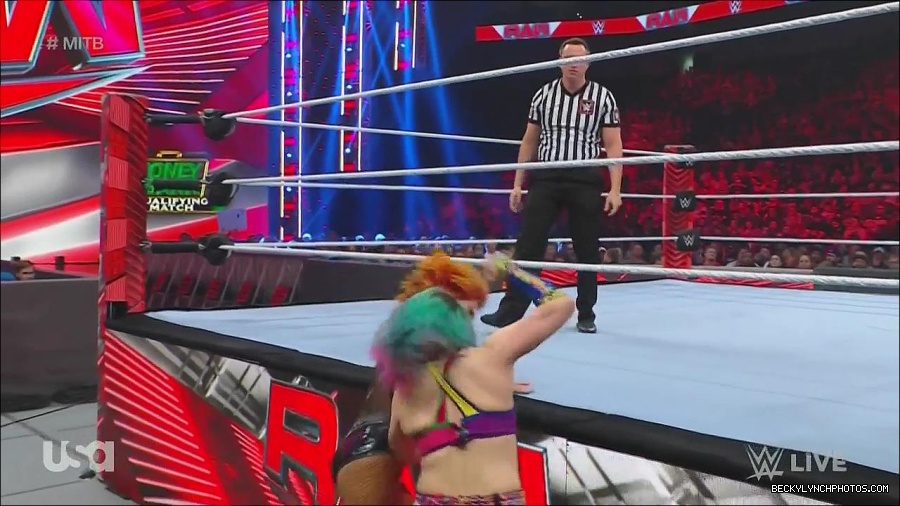 WWE_Monday_Night_Raw_2022_06_20_720p_HDTV_x264-NWCHD_mp4_006994694.jpg
