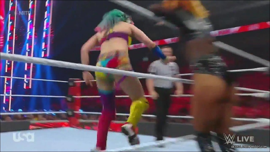 WWE_Monday_Night_Raw_2022_06_20_720p_HDTV_x264-NWCHD_mp4_007025124.jpg